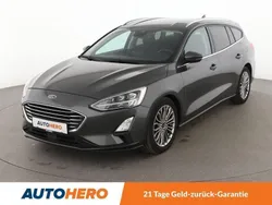 Grau Gebraucht 2019 Ford Focus Titanium Kombi | 16.290 € (Fairer Preis)
