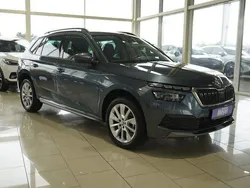 Grau Gebraucht 2021 Skoda Kamiq Style SUV | 20.910 € (Superpreis)