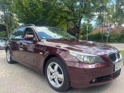 Rot Gebraucht 2006 BMW 530 Sport Line Kombi | 4.500 € (Guter Preis)