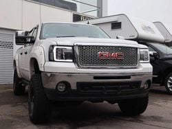 Weiss Gebraucht 2012 GMC Sierra SUV | 29.890 €