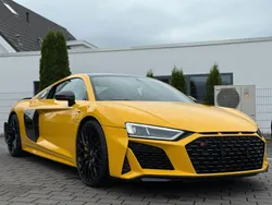 Gelb Gebraucht 2015 Audi R8 Coupé Ambiente Coupé | 124.900 €