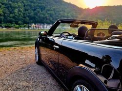 Schwarz Gebraucht 2019 Mini Cooper Kleinwagen | 18.400 € (Etwas zu teuer)