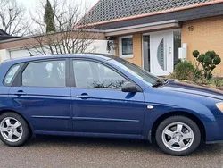 Blau Gebraucht 2007 Kia Cerato Limousine | 3.700 €