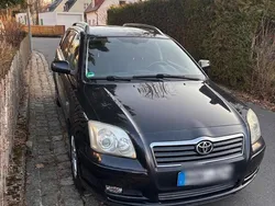 Schwarz Gebraucht 2006 Toyota Avensis Kombi | 4.999 €