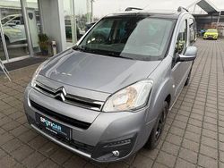 Grau Gebraucht 2016 Citroën Berlingo SELECTION Van / Kleinbus | 13.490 €