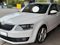 Weiß Gebraucht 2014 Skoda Octavia Kombi | 10.250 € (Etwas zu teuer)