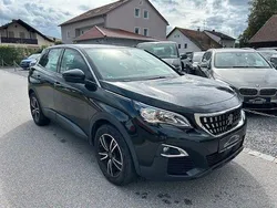 Grau Gebraucht 2019 Peugeot 3008 Active SUV | 11.400 € (Fairer Preis)