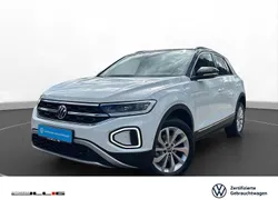 Pure white (weiß) Gebraucht 2025 VW T-Roc Style SUV | 29.890 € (Guter Preis)