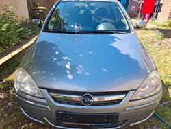 Grau Gebraucht 2006 Opel Corsa Limousine | 1.790 € (Guter Preis)