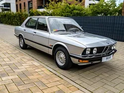 Silber Gebraucht 1982 BMW 520 Limousine | 15.520 €
