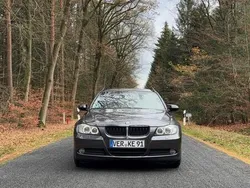 Grau Gebraucht 2008 BMW 320 Kombi | 3.999 € (Superpreis)