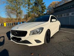 Weiß Gebraucht 2013 Mercedes 250 Coupé | 17.100 €
