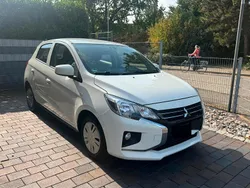 Weiß Gebraucht 2021 Mitsubishi Space Star Kleinwagen | 5.900 €