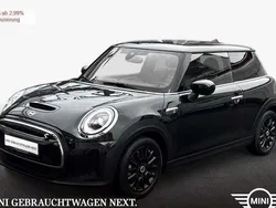 Midnight black ii Gebraucht 2023 Mini Cooper SE Classic Kleinwagen | 20.990 € (Fairer Preis)