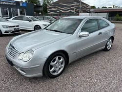 Grau Gebraucht 2003 Mercedes C180 Coupé | 3.850 € (Teuer)