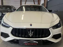 Weiß Gebraucht 2022 Maserati Ghibli Coupé | 69.900 € (Guter Preis)