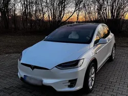 Weiß Gebraucht 2017 Tesla Model X SUV | 36.995 € (Guter Preis)