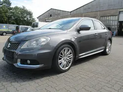 Grau Gebraucht 2013 Suzuki Kizashi Sport Limousine | 6.000 € (Fairer Preis)
