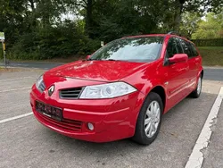 Rot Gebraucht 2007 Renault Mégane II Avantage Limousine | 3.199 € (Fairer Preis)