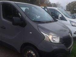 Grau Gebraucht 2019 Renault Trafic Van | 9.999 € (Superpreis)