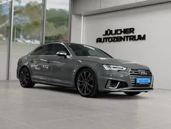 Grau Gebraucht 2019 Audi S4 Ambiente Limousine | 34.990 € (Guter Preis)