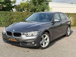 Grau Gebraucht 2017 BMW 320 Advantage Kombi | 15.450 € (Guter Preis)