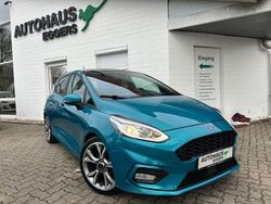 Blau Gebraucht 2017 Ford Fiesta ST-Line Limousine | 10.740 €