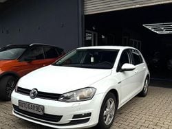 Weiß Gebraucht 2015 VW Golf VII Comfortline Kleinwagen | 8.800 € (Guter Preis)