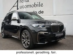 Black sapphire metallic Gebraucht 2020 BMW X7 Sport Line SUV | 69.990 € (Etwas zu teuer)