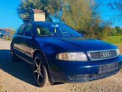 Blau Gebraucht 1998 Audi A4 Kombi | 999 € (Guter Preis)