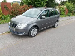 Grau Gebraucht 2009 VW Touran Trendline Van / Kleinbus | 3.400 € (Guter Preis)
