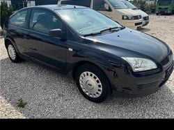 Blau Gebraucht 2004 Ford Focus Kleinwagen | 250 € (Superpreis)