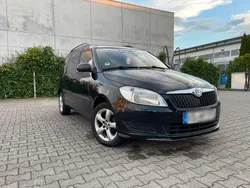 Schwarz Gebraucht 2011 Skoda Roomster Kombi | 2.300 € (Fairer Preis)