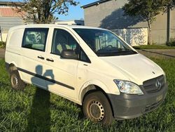 Weiß Gebraucht 2013 Mercedes Vito Van / Kleinbus | 8.900 € (Fairer Preis)