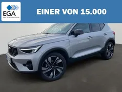 Silber metallic Gebraucht 2024 Volvo XC40 Plus SUV | 37.070 € (Fairer Preis)