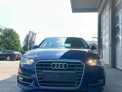 Blau Gebraucht 2013 Audi A3 Sportback Attraction Limousine | 7.000 € (Fairer Preis)