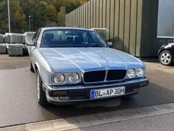 Jaguar XJ12