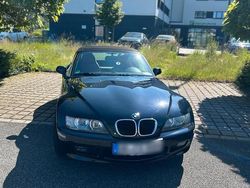 Schwarz Gebraucht 2002 BMW Z3 Cabrio | 15.900 €