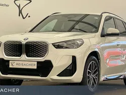 Weiß Neu 2025 BMW iX1 Performance SUV | 44.995 € (Superpreis)