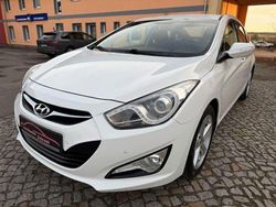 Weiß Gebraucht 2013 Hyundai i40 Comfort Limousine | 5.950 € (Superpreis)