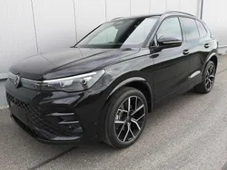 Deep black perleffekt Neu 2025 VW Tiguan R-line SUV | 52.490 € (Guter Preis)