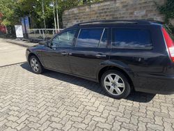 Schwarz Gebraucht 2005 Ford Mondeo Ghia Kombi | 3.150 € (Teuer)