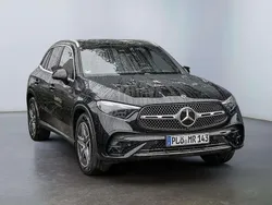 Unilack schwarz Gebraucht 2025 Mercedes GLC200 AMG SUV | 57.450 € (Fairer Preis)