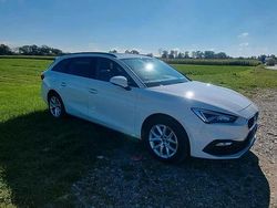 Weiß Gebraucht 2021 Seat Leon Kombi | 20.650 € (Fairer Preis)