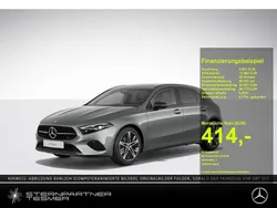 Grau Neu 2025 Mercedes A200 Night Limousine | 38.364 € (Fairer Preis)