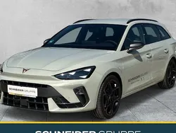 Grau Gebraucht 2024 Cupra Leon VZ Kombi | 41.250 € (Guter Preis)