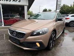 Gebraucht 2013 Volvo V40 CC Kombi | 6.500 € (Teuer)