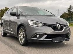 Grau Gebraucht 2019 Renault Grand Scénic IV LIMITED Van / Kleinbus | 9.990 € (Fairer Preis)