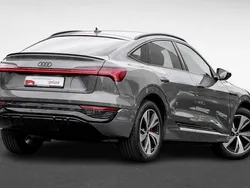 Chronosgrau metallic Neu 2024 Audi Q8 e-tron S-Line SUV | 69.777 € (Fairer Preis)