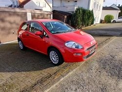 Rot Gebraucht 2016 Fiat Punto Kleinwagen | 2.900 € (Superpreis)